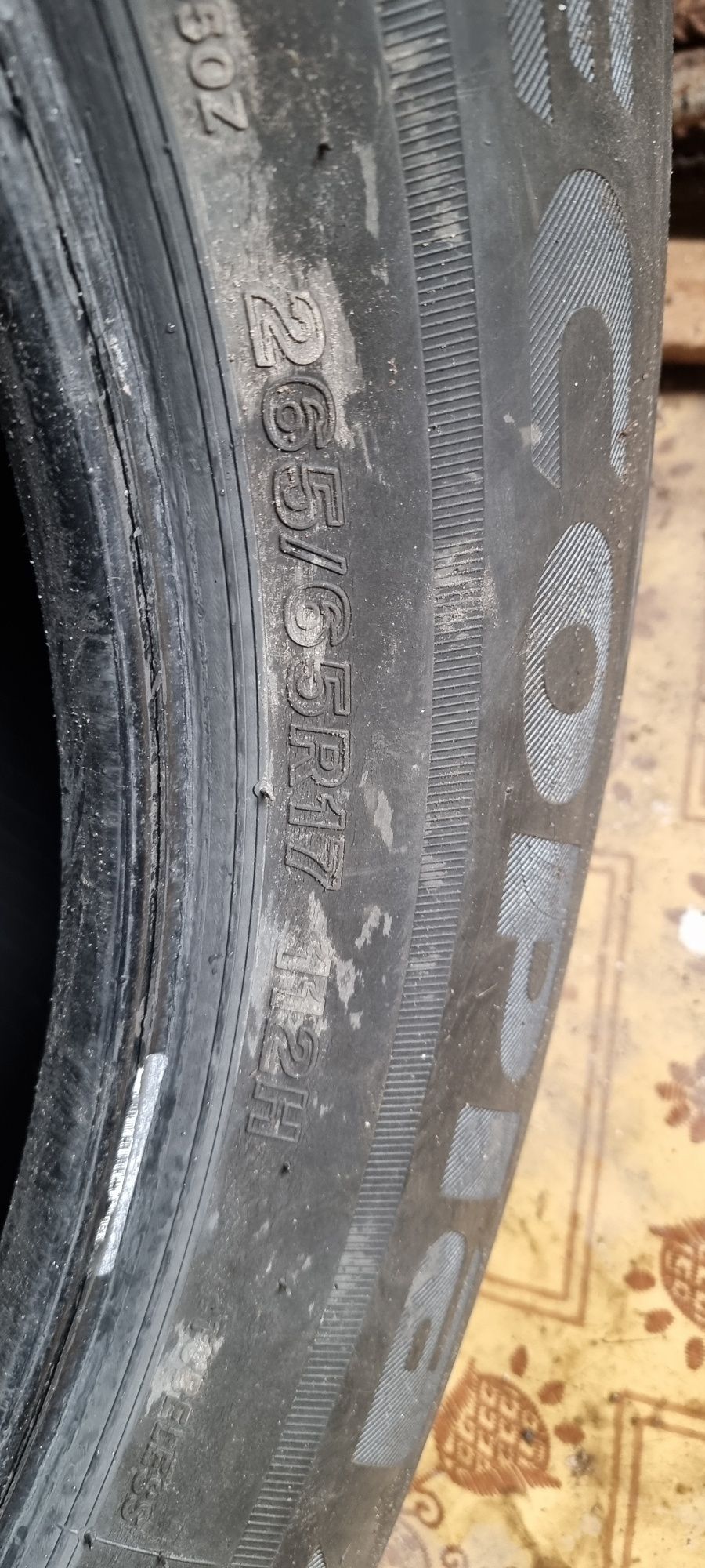 Продам 4 шины Bridgestone, 265/65/R17