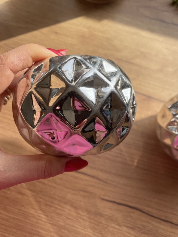 Ceramiczny świecznik na podgrzewacze tealight srebrny