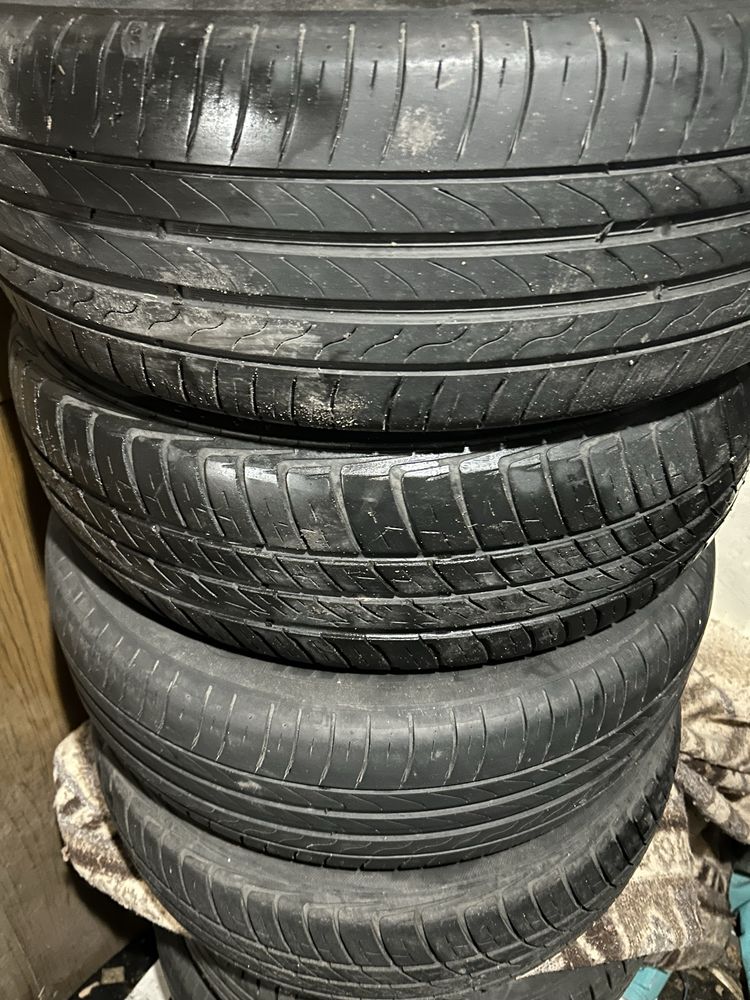 4 opony letnie 195/65 R15 Michelin + Barum, bieżnik 3-3,5 mm