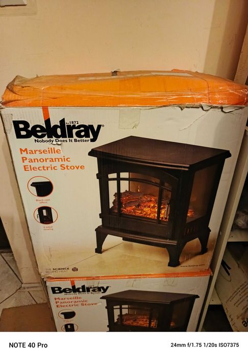 Piecyk elektryczny typu koza 1800 W wolnostojący czarny