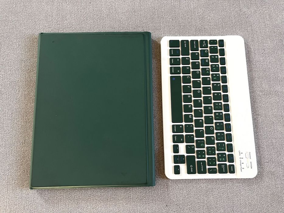 Capa com teclado para iPad 7, 8, 9 geração