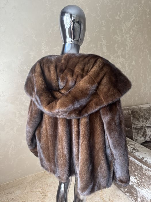 Норкова шуба , норка  , великий розмір .