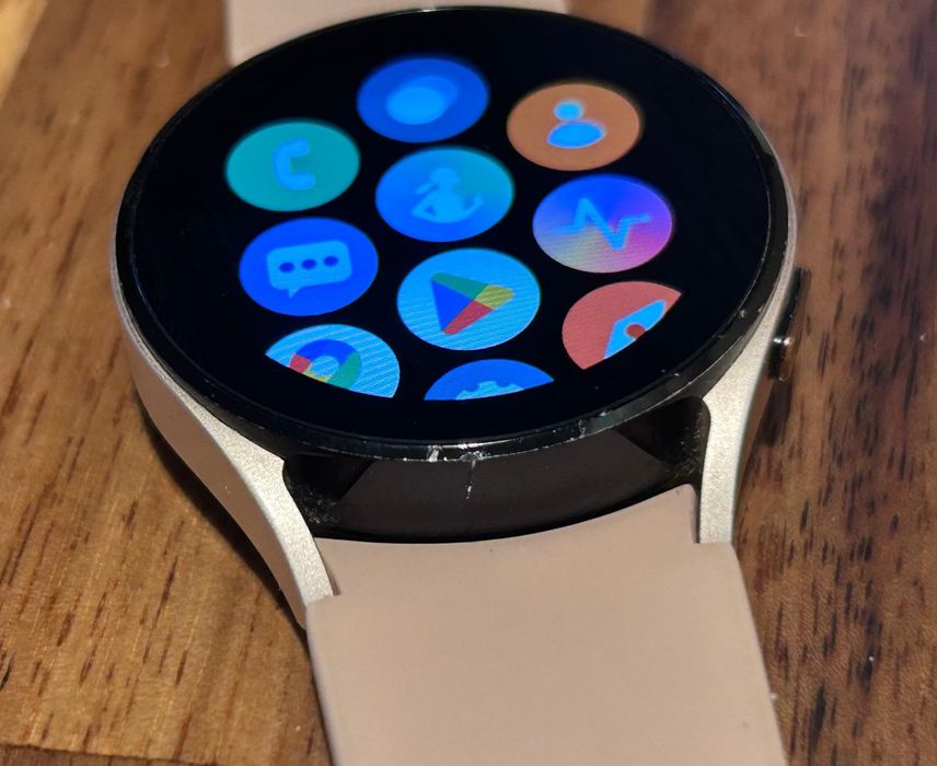Samsung Galaxy Watch 4 – używany, sprawny

Spr