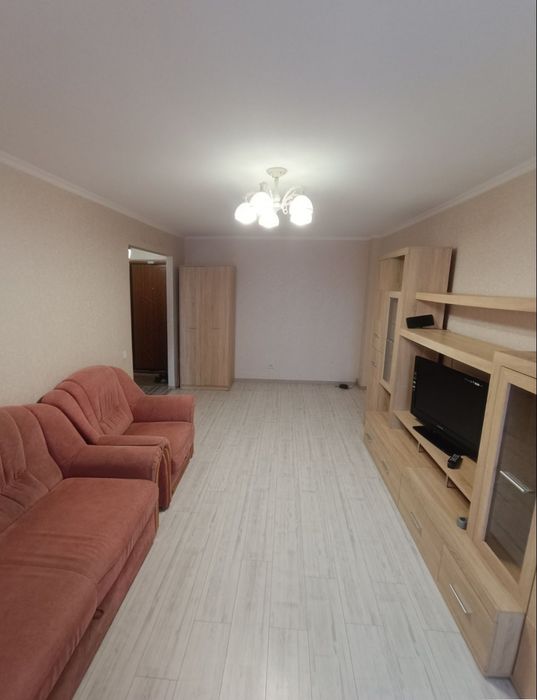 Гагарина. Пр. Науки. 1 кв почасово/посуточно