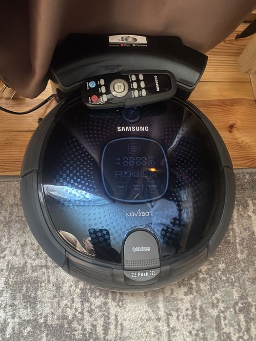 Робот пилосос в гарному стані