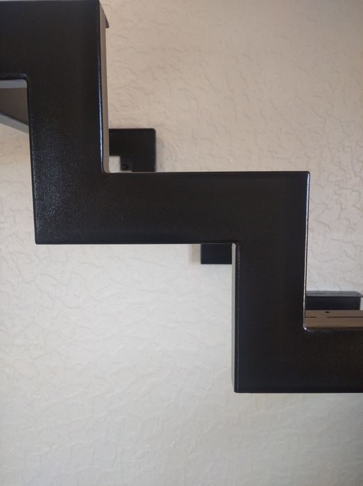 Мелалевий каркас сходів ступені перила метал стекло дерево нержавіка