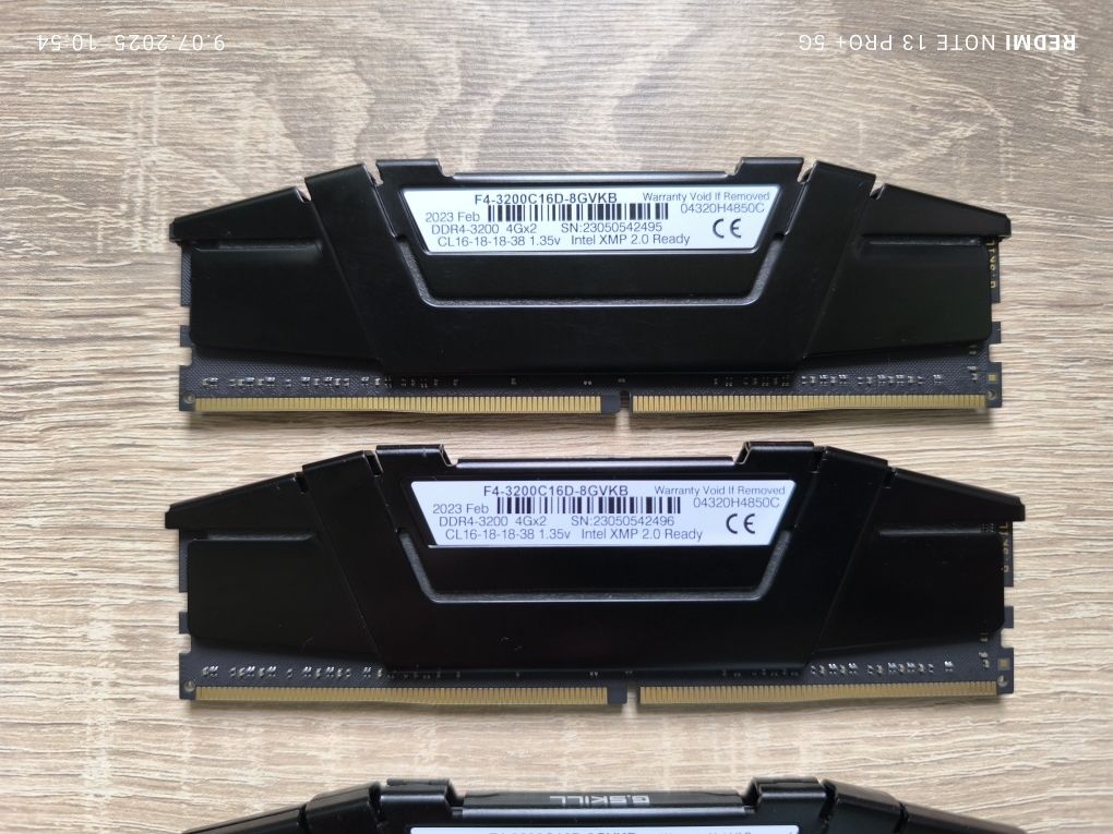 Pamięć RAM DDR4 16GB (4x4) 3200 CL16 G.Skill RipjawsV
