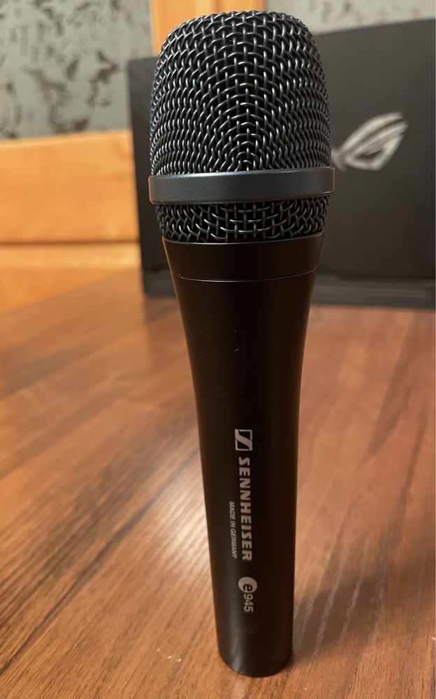Мікрофон Sennheiser e945
