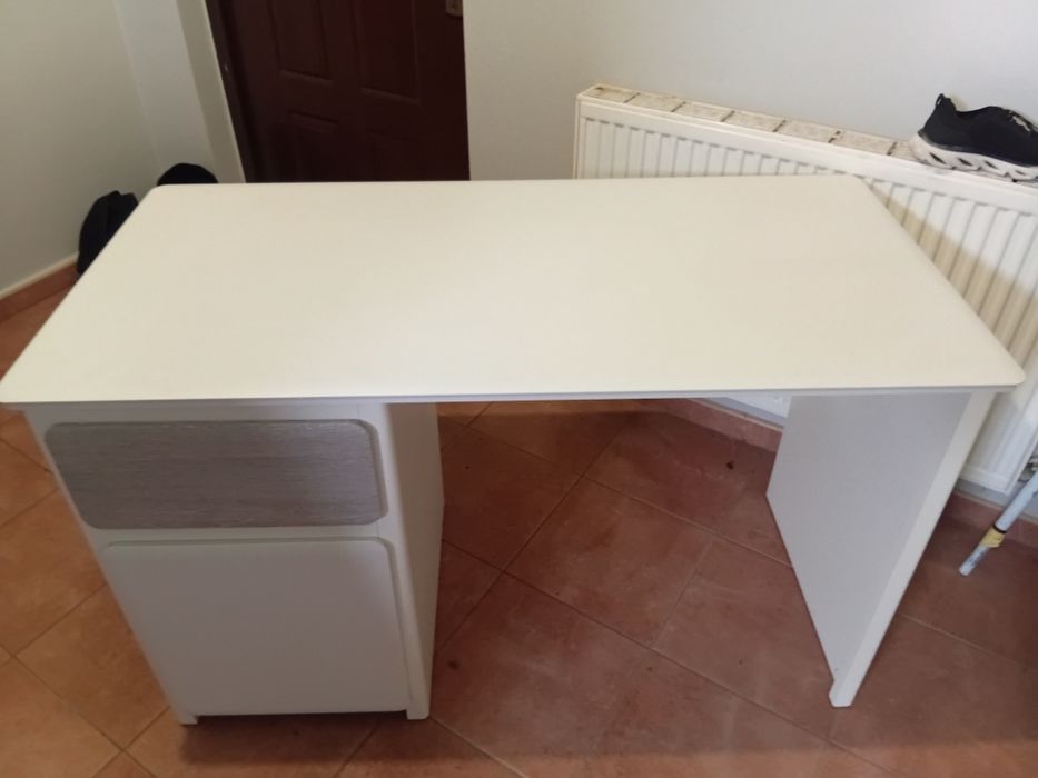 Biurko z szuflada i szafka Black Red White prawie nie używane