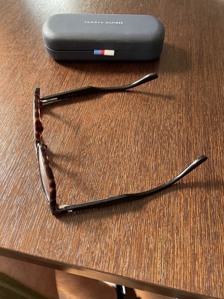 Okulary TOMMY Hilfiger