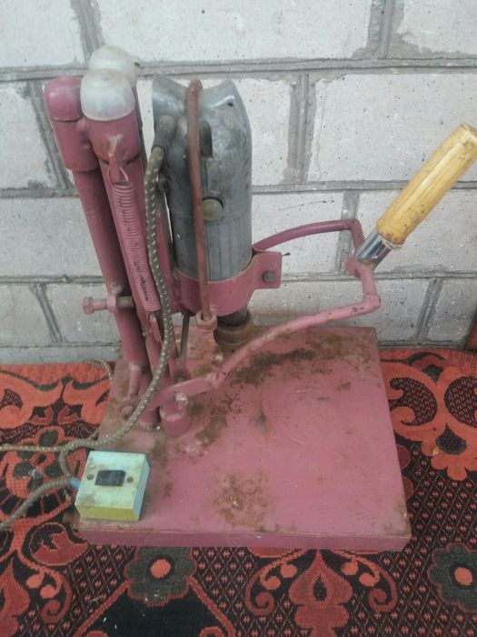 Станок свердлильний саморобний