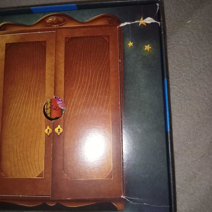 Potwory do szafy gra granna