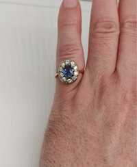 Золотое советское кольцо 585 пробы с сапфиром