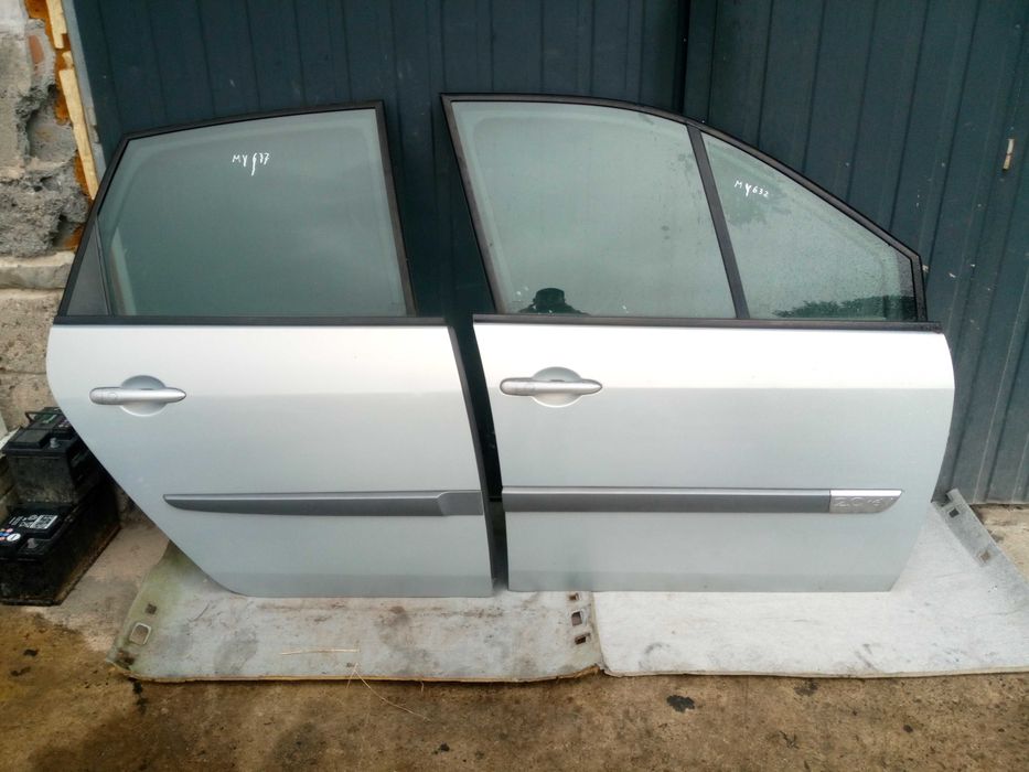 Drzwi  prawy prawe Scenic II 2 MV632