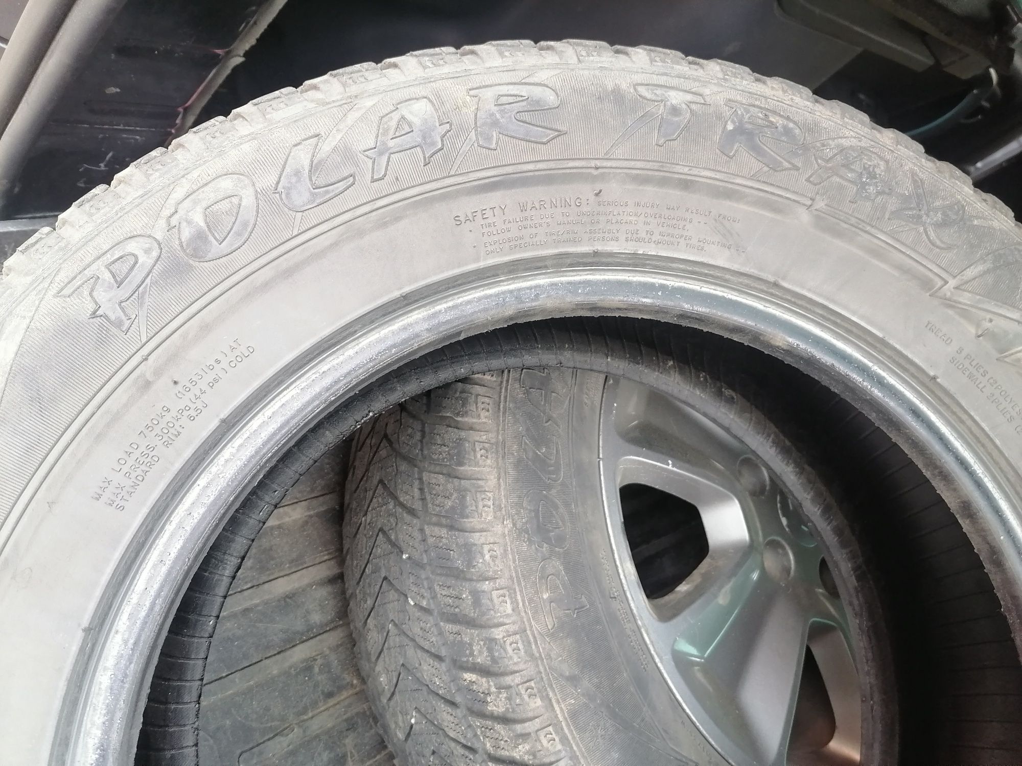 Резина r16 215/65