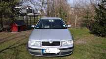 Skoda Octavia 1,6 MPi 102 kM - gaz.