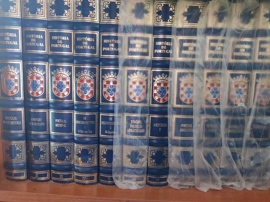 Coleção de livros da História de Portugal