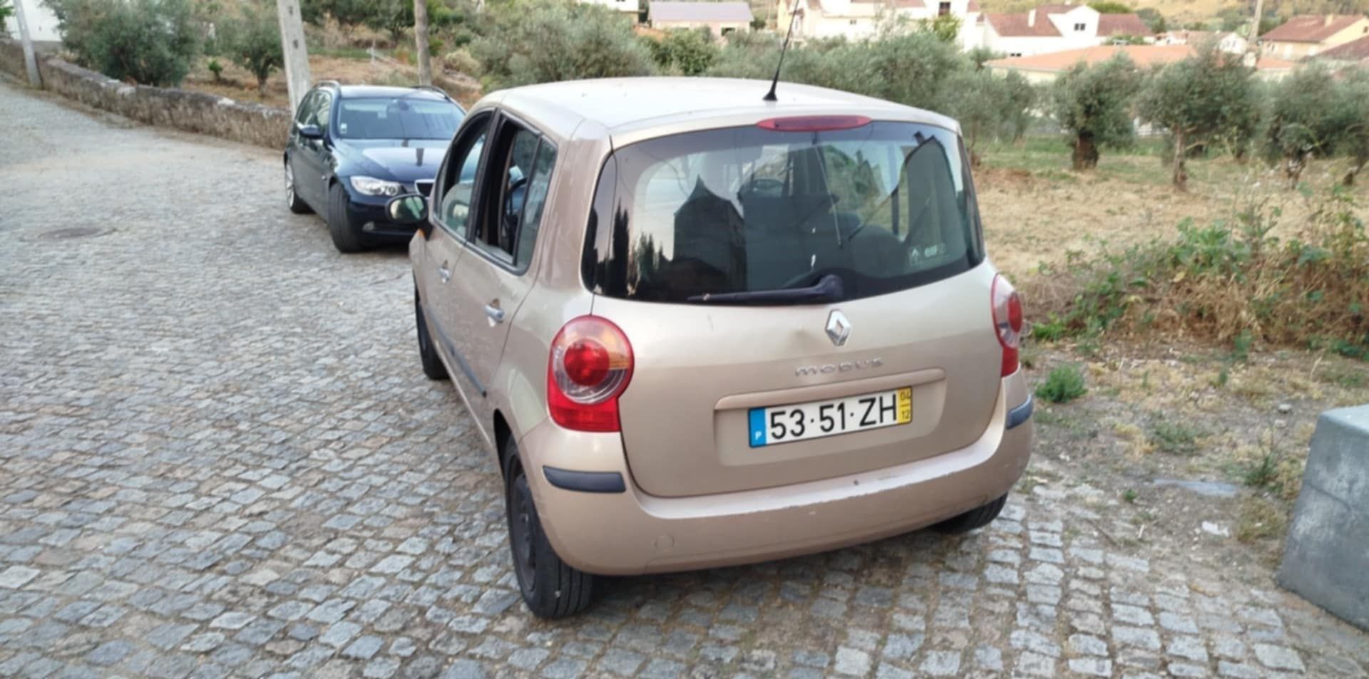 Vendo ou troco aceito retoma Renault