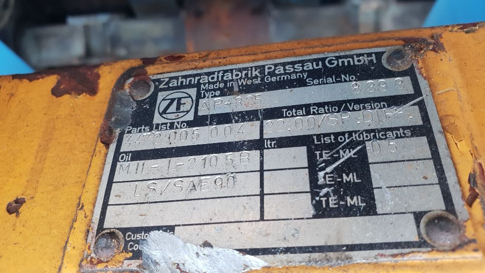 ładowarka most ZF AP 325 ahlmann zwolnica piasta półoś obudowa oś
