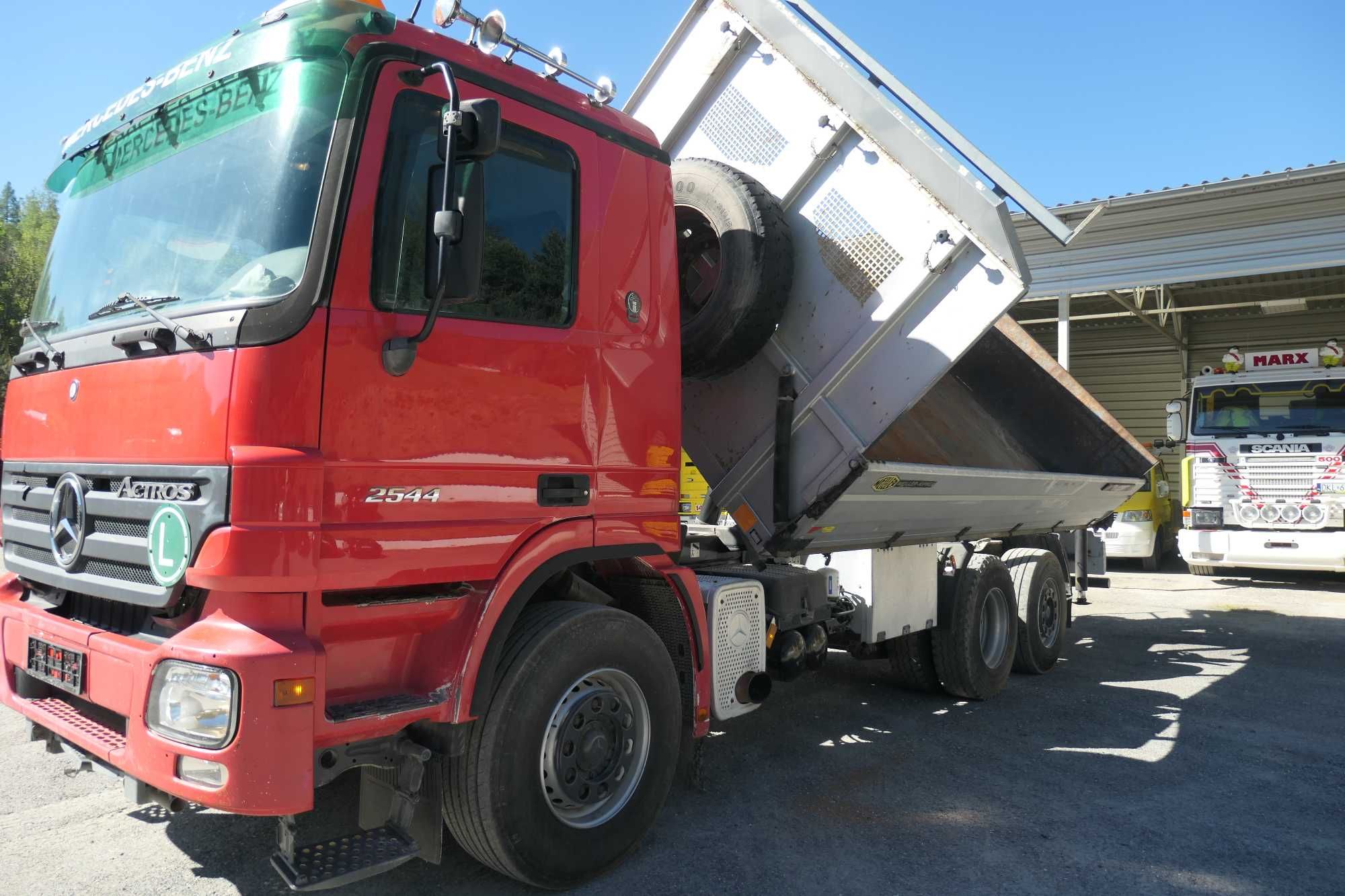 Mercedes Actros 2644 HDS PK 15002 Kiper muller