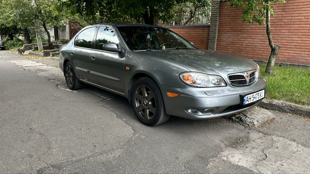 Nissan Maxima A33