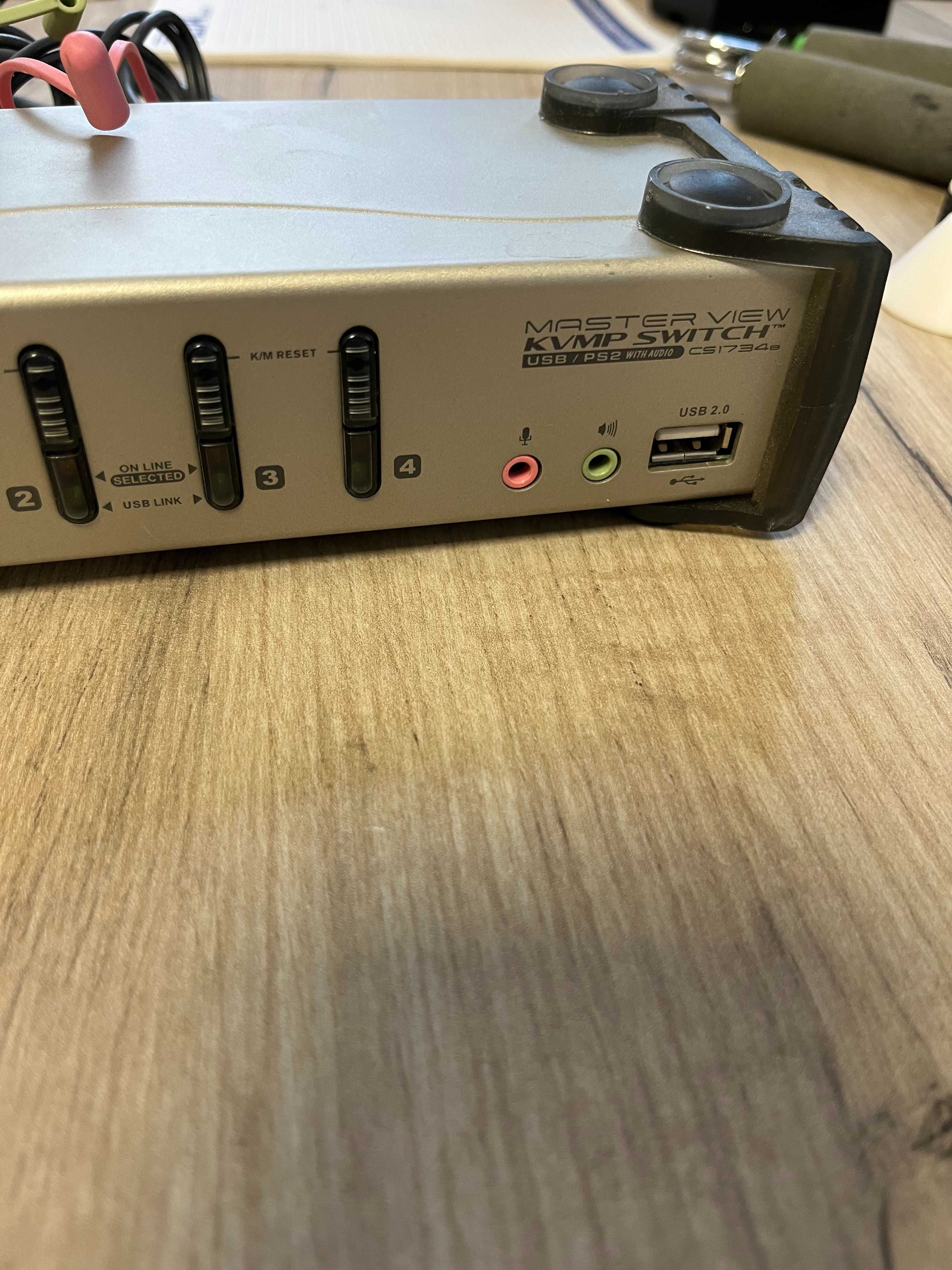 Przełącznik KVM Aten CS1734B KVM Switch (4x VGA, 4x USB)