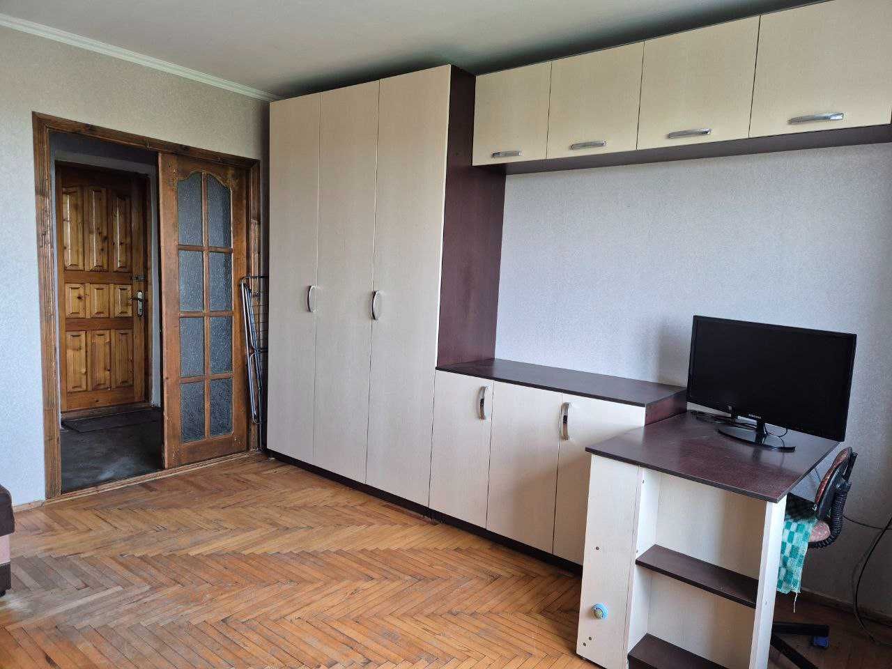 Продаж 2 к квартири з опаленням
