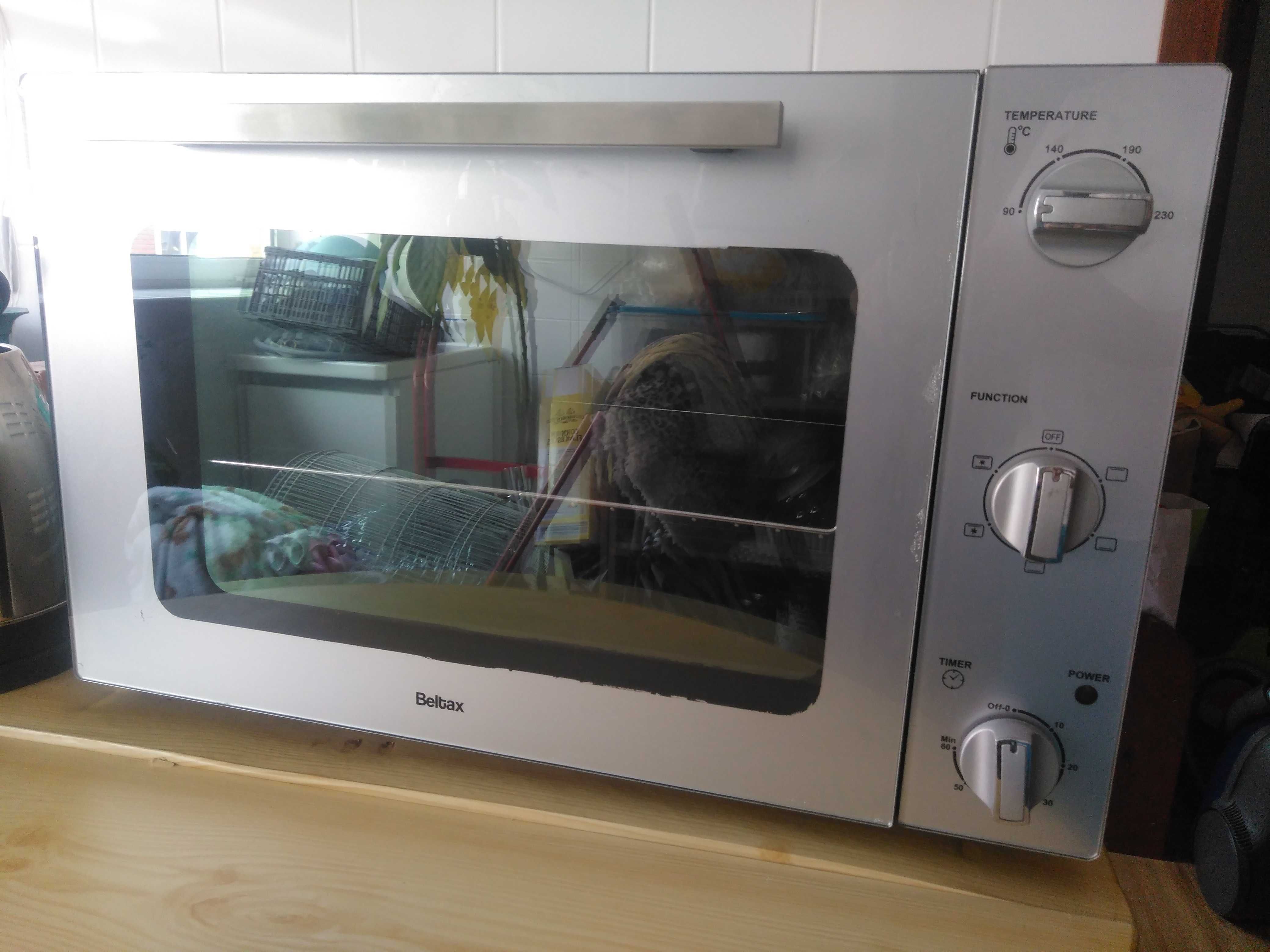 Vendo Forno beltax de 58lt usado