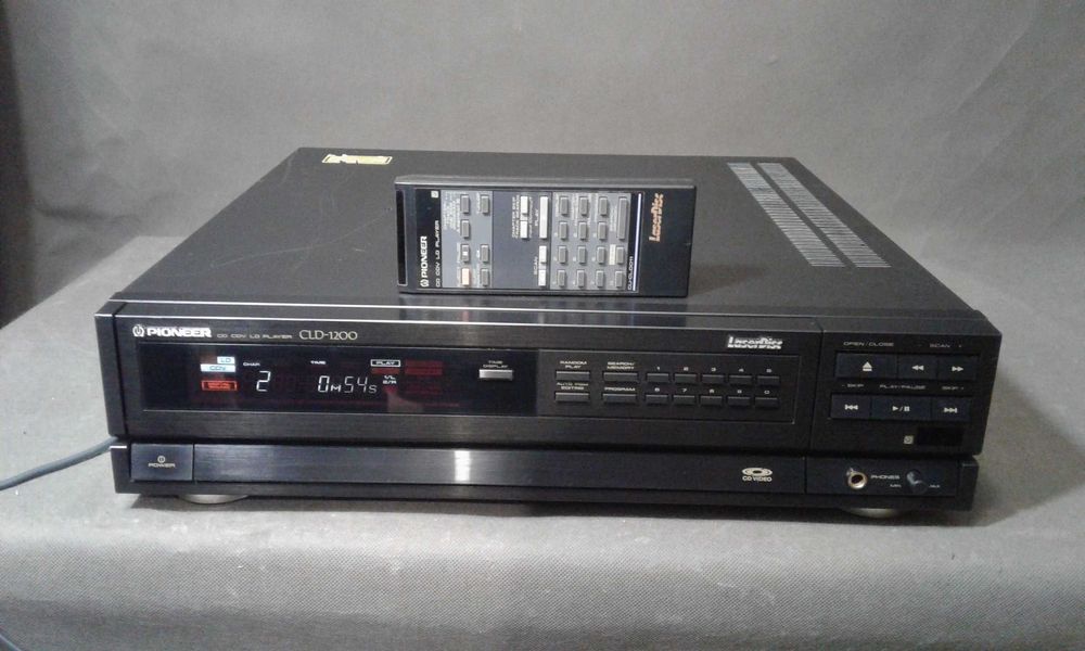 PIONEER CLD- 1200,pilot, odtwarzacz  laser disk