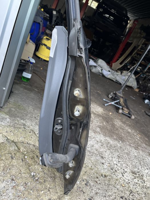 Chevrolet bolt ev двері ліві передні