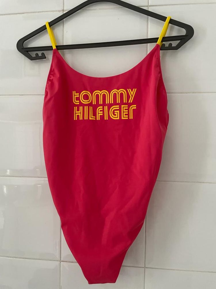 Fato de banho Tommy Hilfiger novo c/ etiquetas