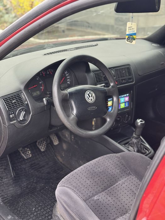 Volkswagen Golf 1,6