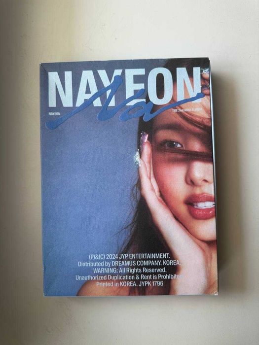 Продаю оригінальний K-pop альбом Nayeon (TWICE) – NA (2nd Mini Album)
