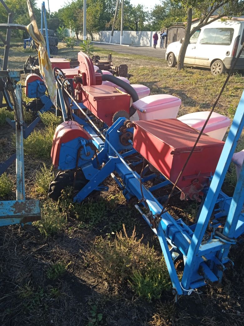 Продам сільгосптехніку