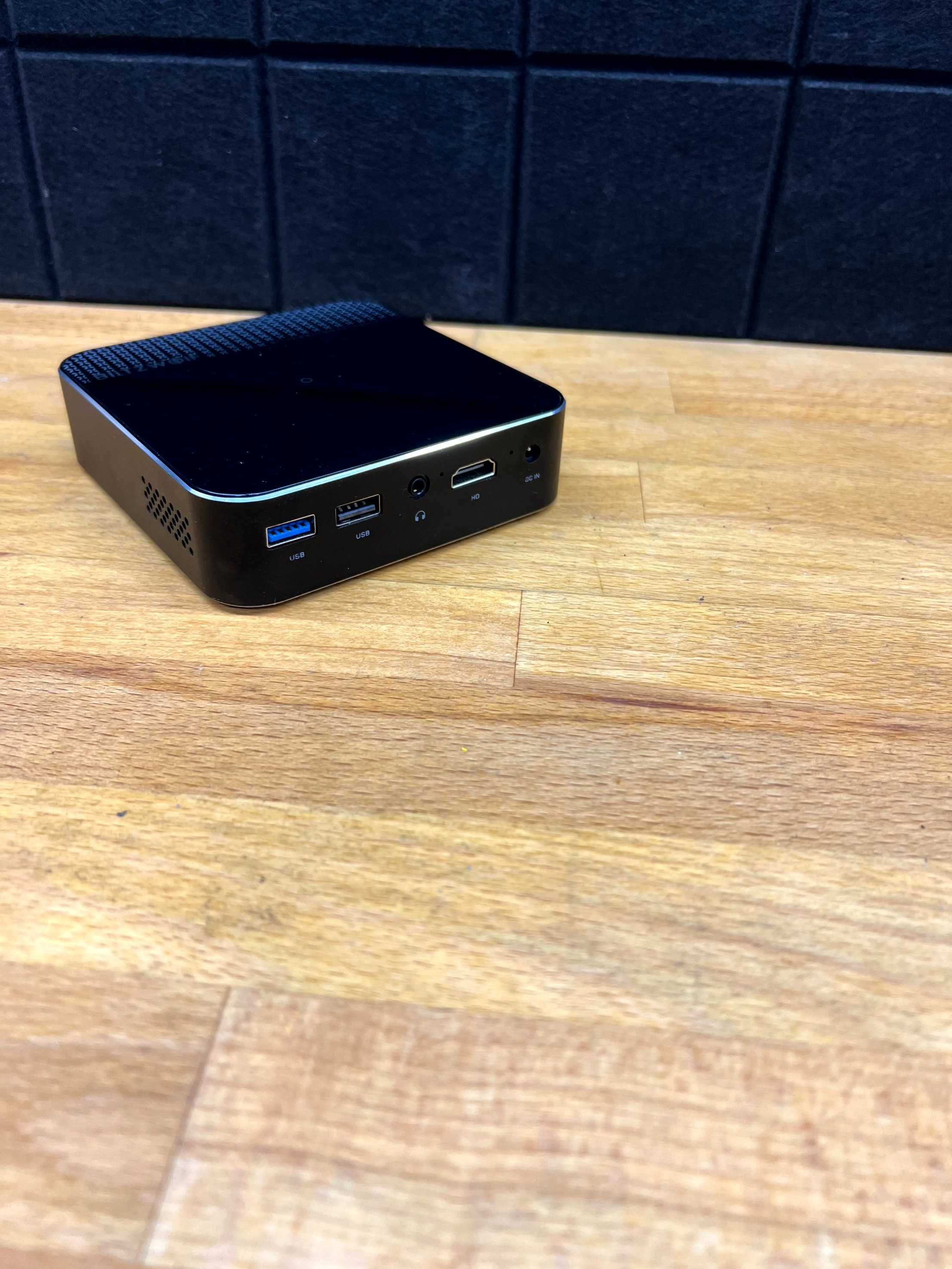 Projektor przenośny BW VT1 Blitzwolf DLP Mini WIFI Android Keystone