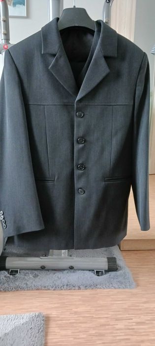 Garnitur młodzieżowy