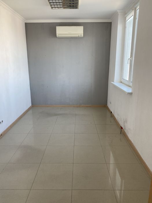 Здам пустий кабінет Позняки Осокорки Київ