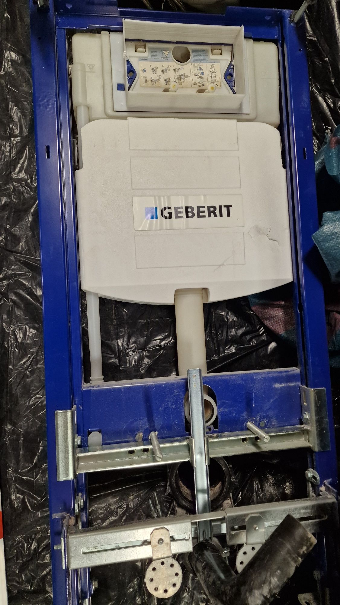 Stelaż Geberit do WC + przycisk Geberit