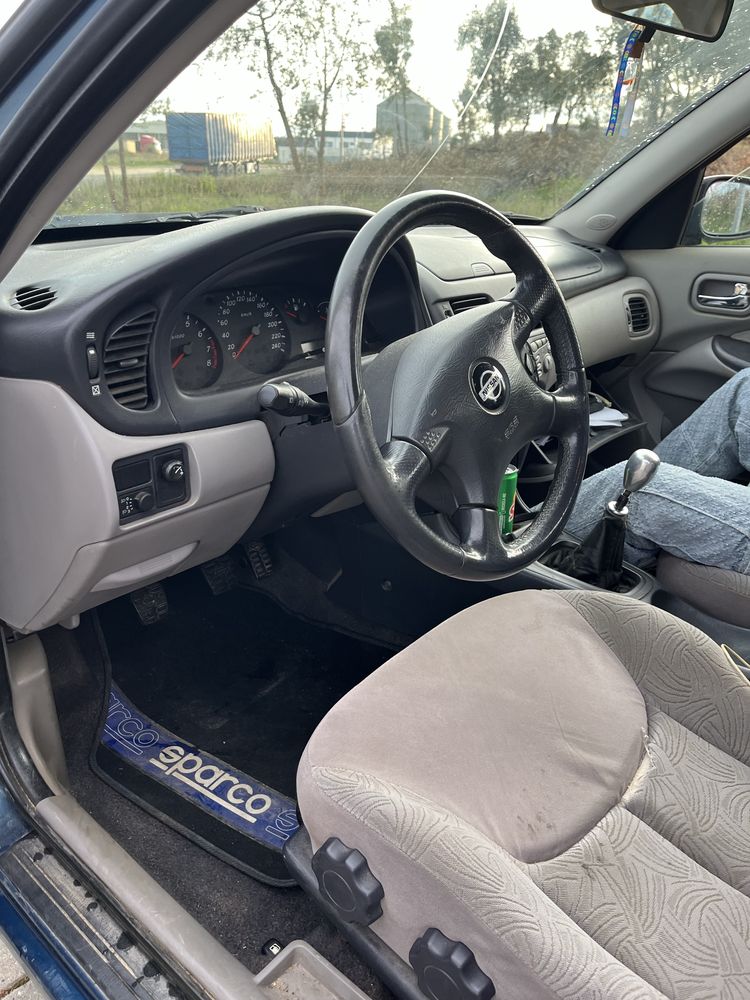 Nissan almera 1.5