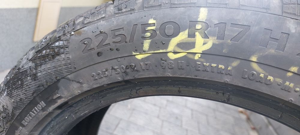 Opony zimowe Winter contact TS 860 225/50 R17 H XL