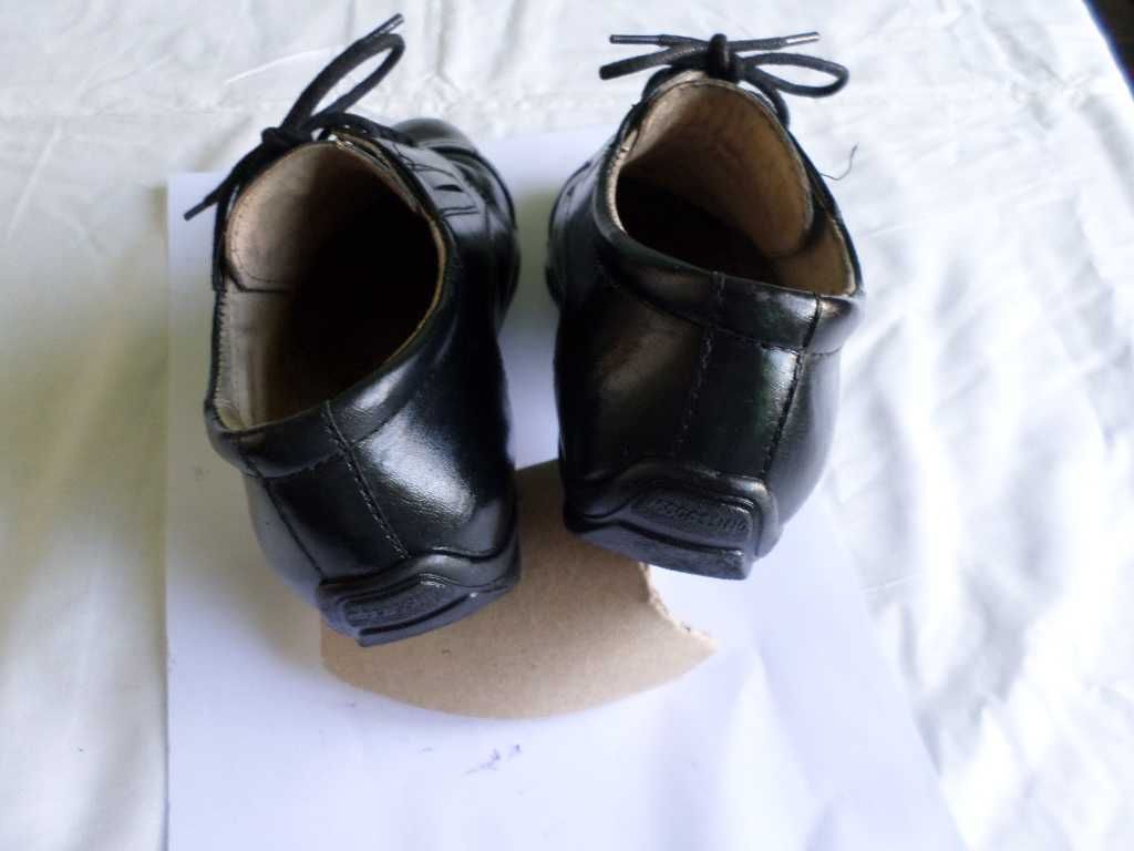 Дитяче шкіряне взуття_32 розмір_б/у_199 грн
