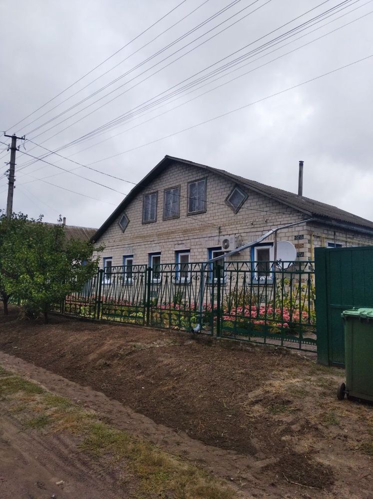 Дом с участком, м-н Дахнівка