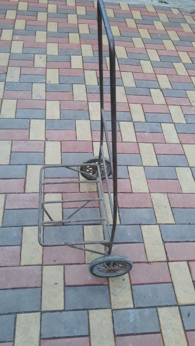 Продам тачку, кравчучку