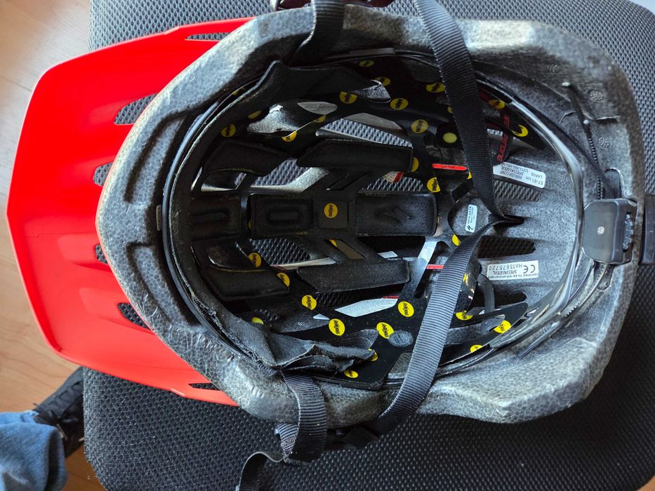 Capacete Specialized