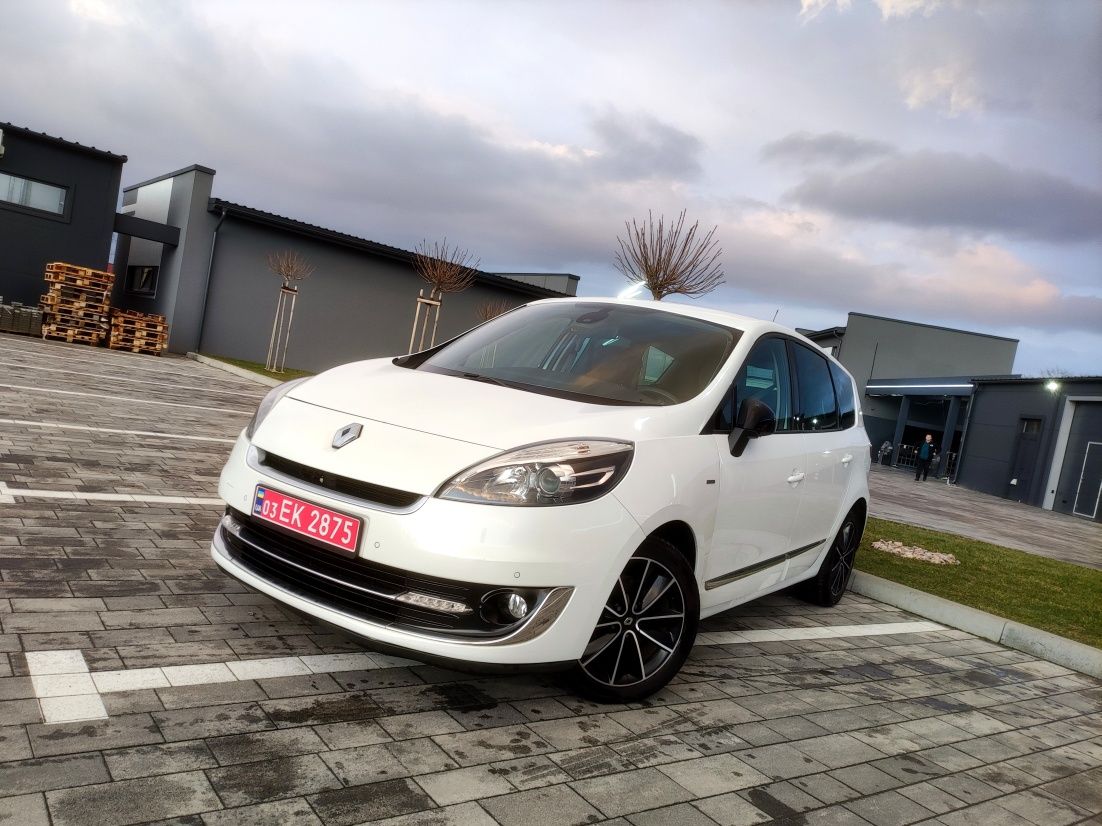 Renault Grand Scenic III Bose