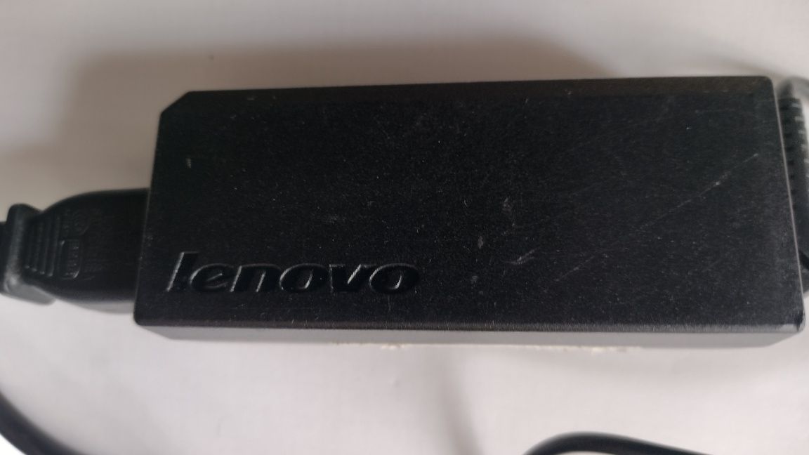 Zasilacz do laptopa Lenovo