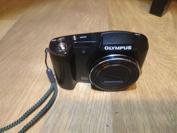 Aparat fotograficzny Olympus SZ-16 futerał,  pamięć,  jak nowy
