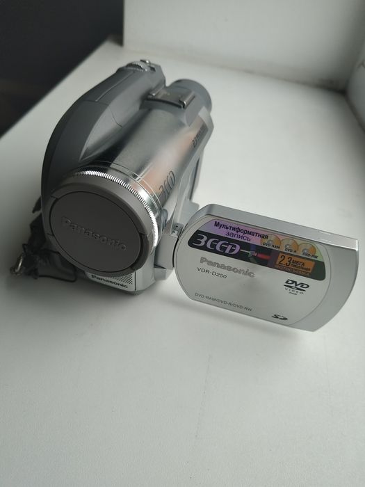 Відеокамера Panasonic