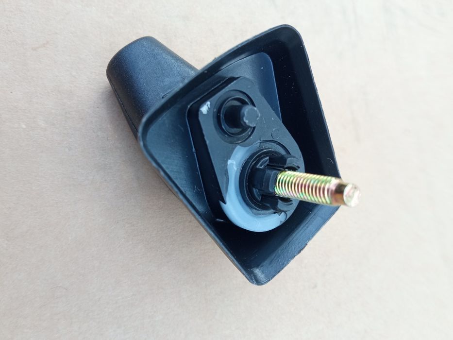 База антени Рено, Пежо, Сітроєн