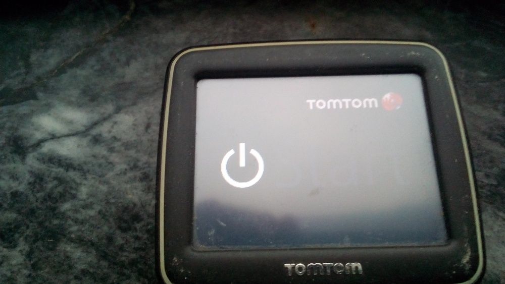 GPS da TOMTOM a funcionar com bateria viciada